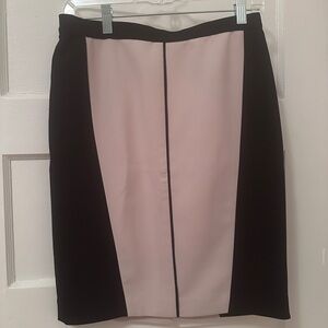 Neutral color-blocked pencil skirt